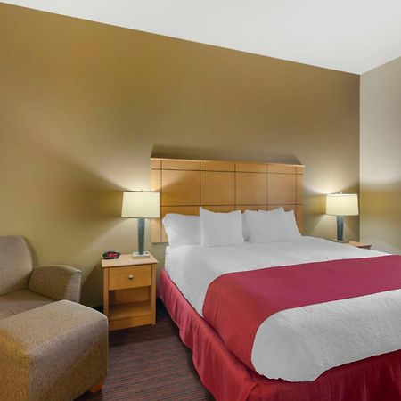 Best Western Golden Prairie Inn And Suites Sídney Exterior foto