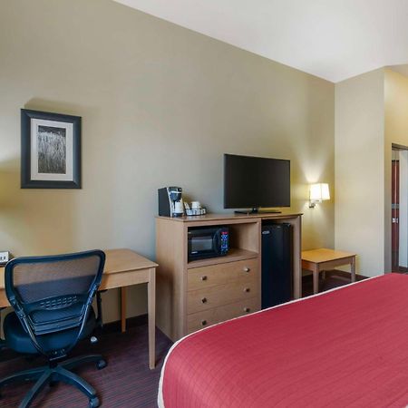 Best Western Golden Prairie Inn And Suites Sídney Exterior foto