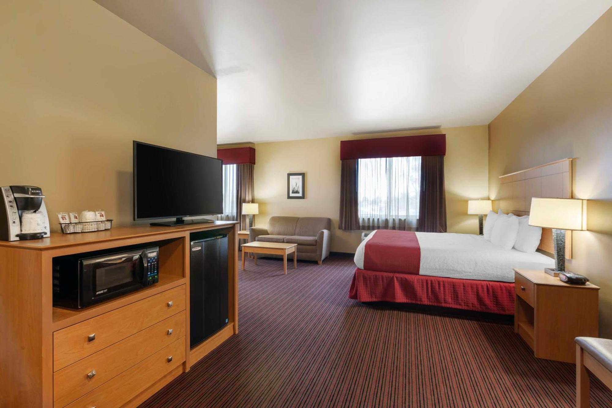 Best Western Golden Prairie Inn And Suites Sídney Exterior foto