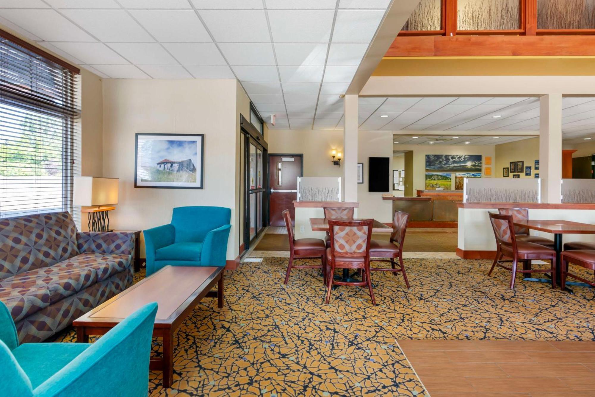 Best Western Golden Prairie Inn And Suites Sídney Exterior foto